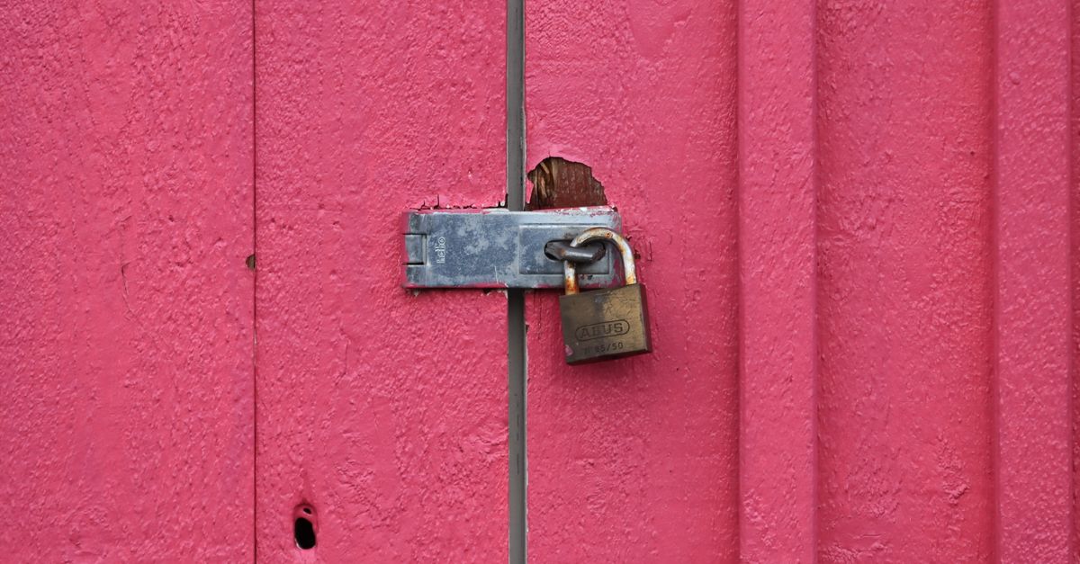 door security hardware — Expert Locksmith Pros