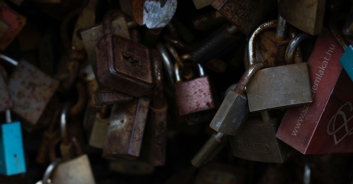 locksmith tools keys — Expert Locksmith Pros