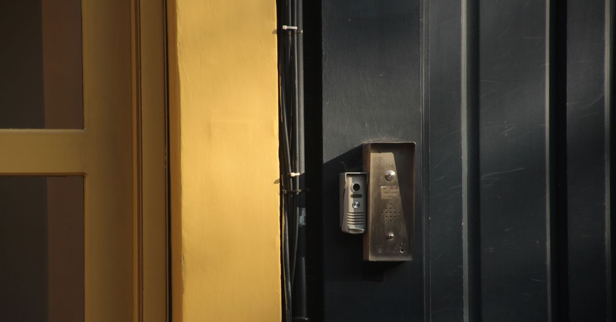 door security hardware — Expert Locksmith Pros